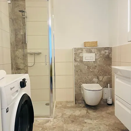 Billys Apartment, Renoviert, Parkplatz, Netflix Appartamento *