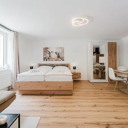 Billys Apartment, Renoviert, Parkplatz, Netflix Apartment