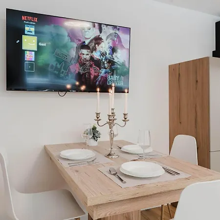 Billys Apartment, Renoviert, Parkplatz, Netflix *